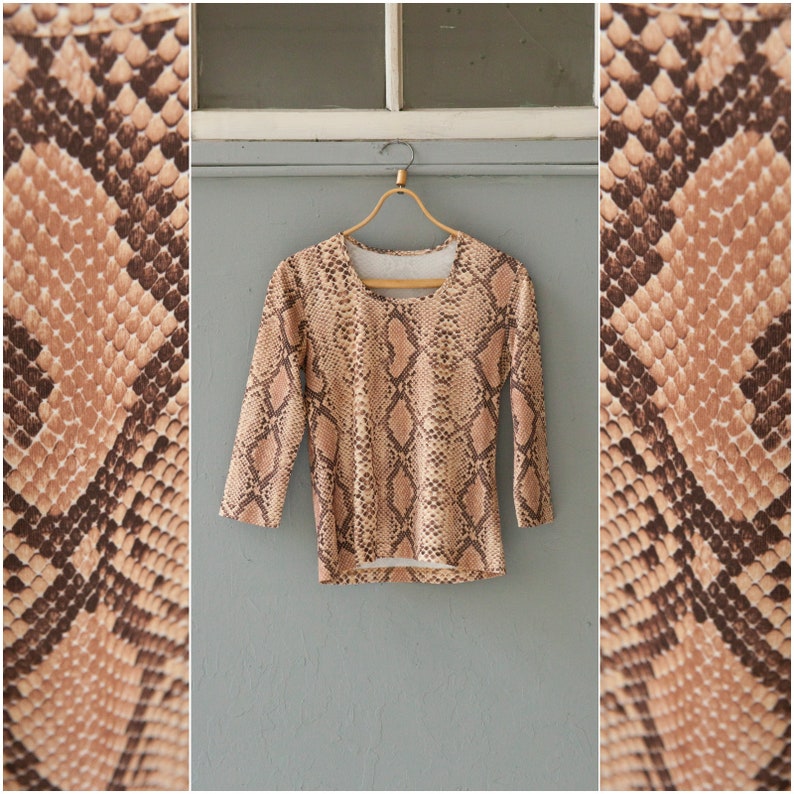 90s Womens Top Animal Print Top Womens XS S Snake Skin Print Top Beige Brown Snake Skin Patterned Pullover Top 3/4 Sleeves Elastic Top XS S image 1