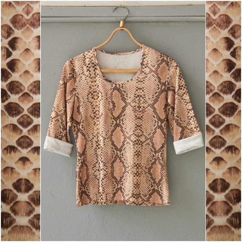 90s Womens Top Animal Print Top Womens XS S Snake Skin Print Top Beige Brown Snake Skin Patterned Pullover Top 3/4 Sleeves Elastic Top XS S image 2