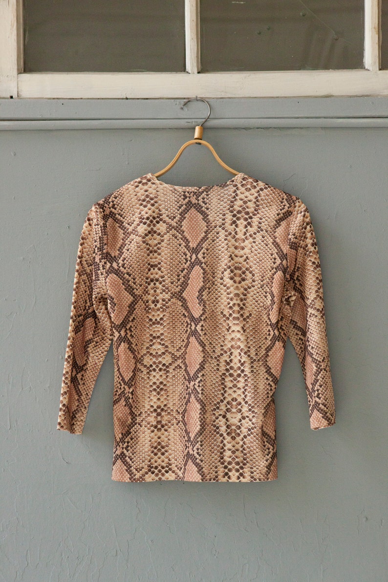 90s Womens Top Animal Print Top Womens XS S Snake Skin Print Top Beige Brown Snake Skin Patterned Pullover Top 3/4 Sleeves Elastic Top XS S image 5