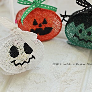 Machine Embroidery Pattern, 3D Halloween Candy Holders, FSL (Free Standing Lace) Pattern, Pumpkin, 5&quot;x7&quot; hoop size, Instant download