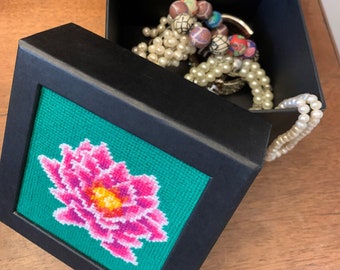 Waterlily Tapestry Needlepoint Kit Appletons 100% Wool Yarn - Stitch your own memory keepsake box