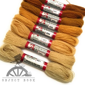ハニーサックルイエロー アップルトンウールかせセット 範囲 No. 690 (691 - 697) クルーエル 2ply またはタペストリー 4ply 糸