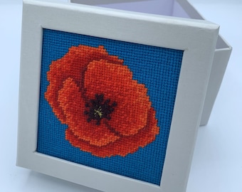 Poppy Appletons Wool Floral Tapestry Needlepoint Kit - Stitch your own memory keepsake box