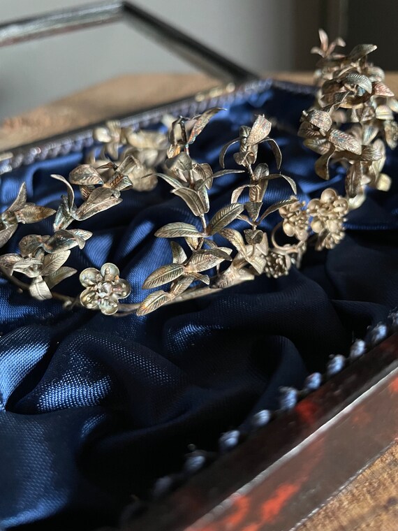 silver vintage tiara in antique jewelry box, tiar… - image 5