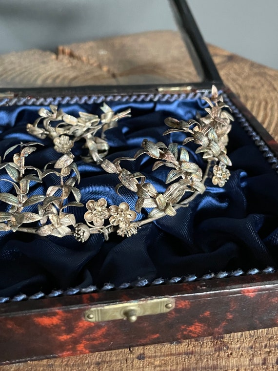 silver vintage tiara in antique jewelry box, tiar… - image 6