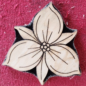 Heraldic Trillium Woodcut Stamp for Wood Block Printing or Leather Embossing SCA