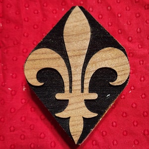 Simple Fleur de Lis Woodcut for Wood Block Printing or Leather Embossing SCA