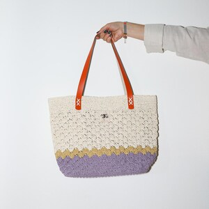 Grande borsa a tracolla in corda di carta lavorata all'uncinetto (ecologica) / Design unico e colorato fatto a mano