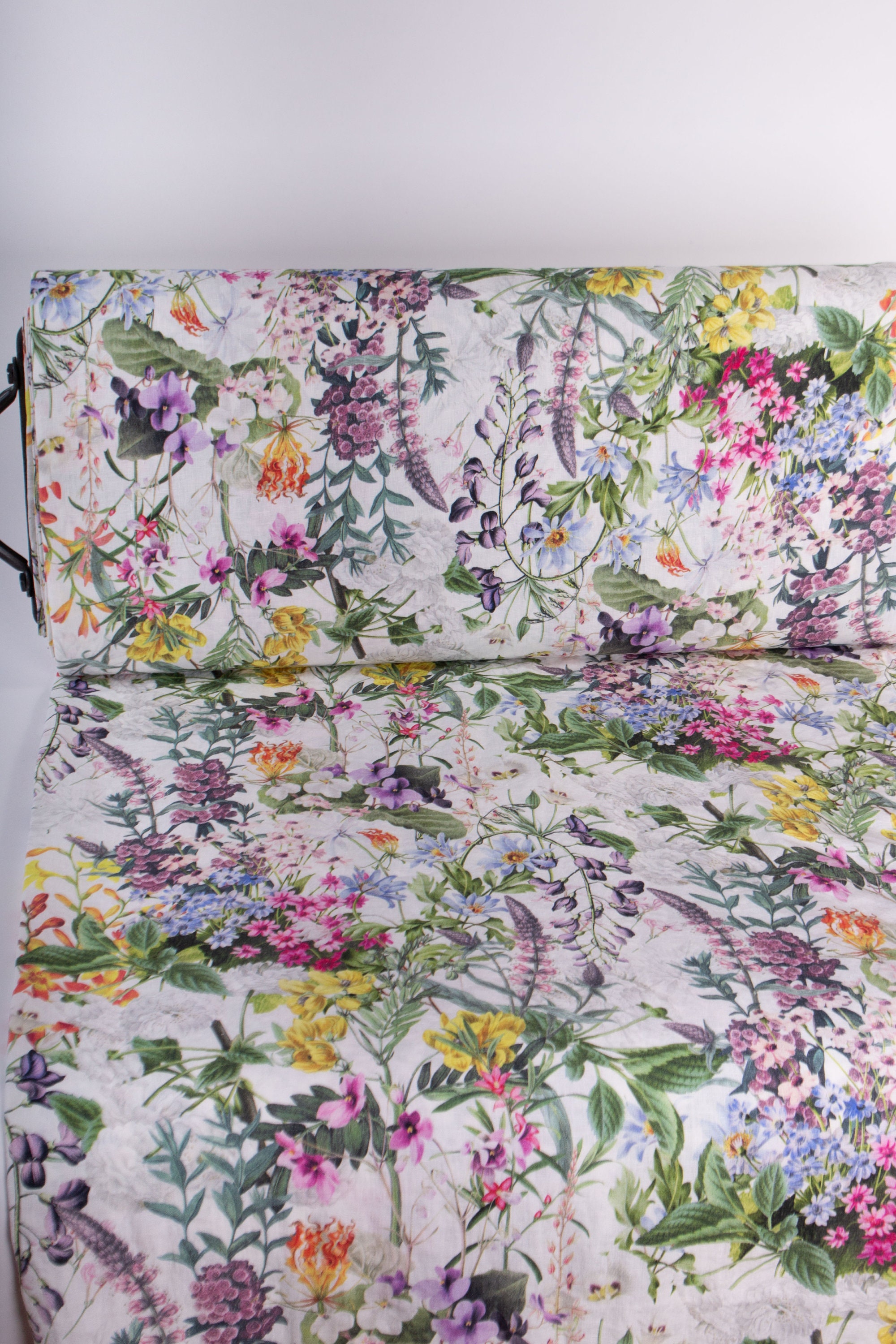 LinenBuy Summer Floral Linen Fabric Digitally Printed Medium Weight  Pre-Washed Fabric by The Yard M2-0210-0195