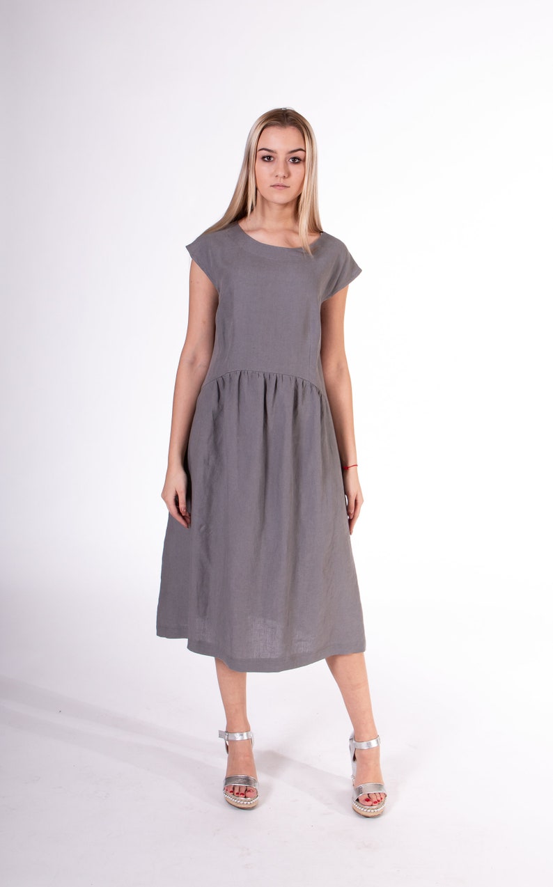 LinenBuy Pure 100% linen dress. Dove gray color. Midi stylish, light-fitting dress from washed linen. Medium length dress with 2 pockets. image 7