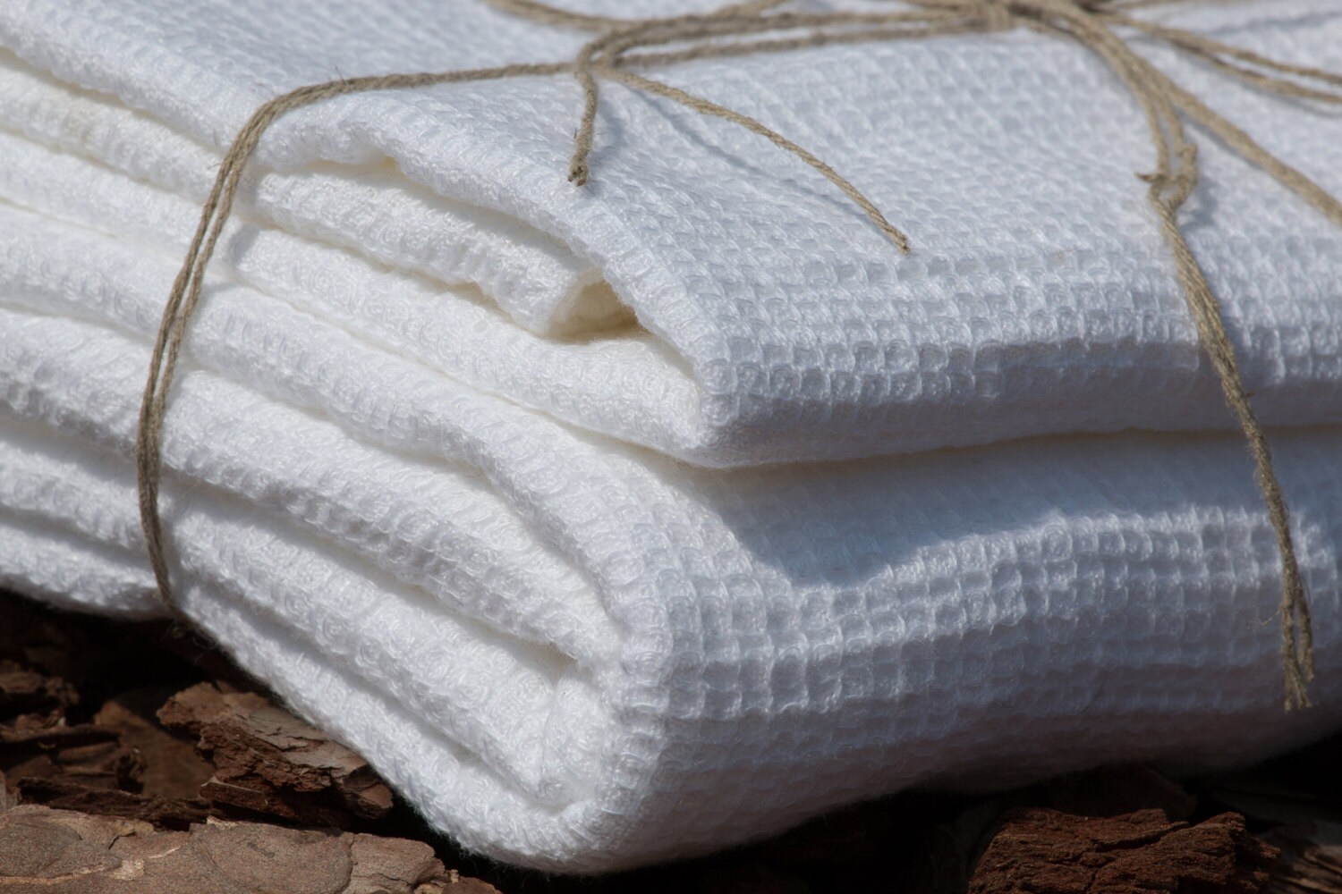 White linen bath towel waffle, large towel - Linenbee