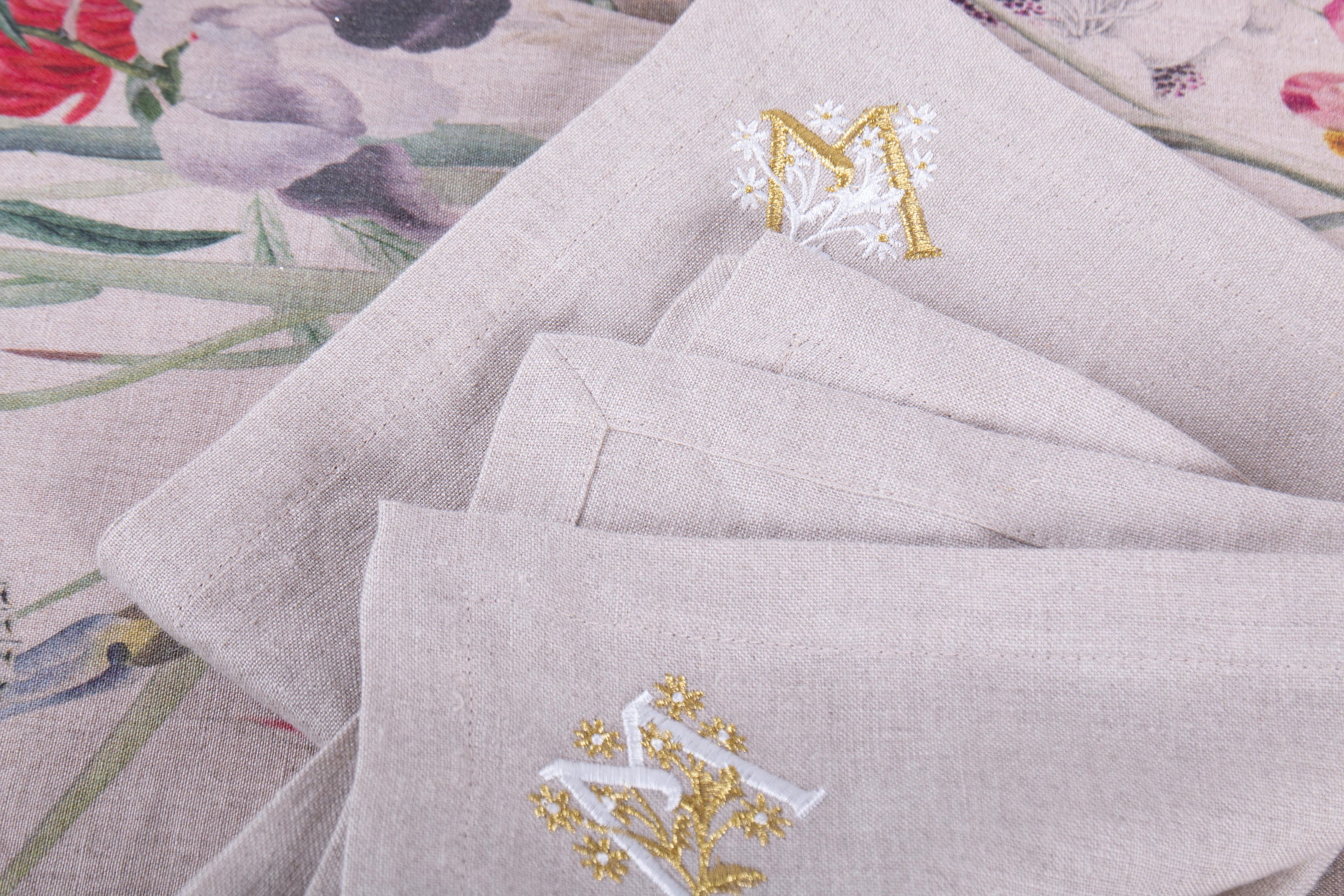 MONOGRAM LINEN NAPKINS – Orient Expressed