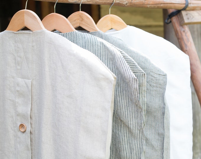 Linen garment bag with wooden buttons. Elegant linen suit bag. Luxury linen wedding dress bag. Versatile linen garment storage bag