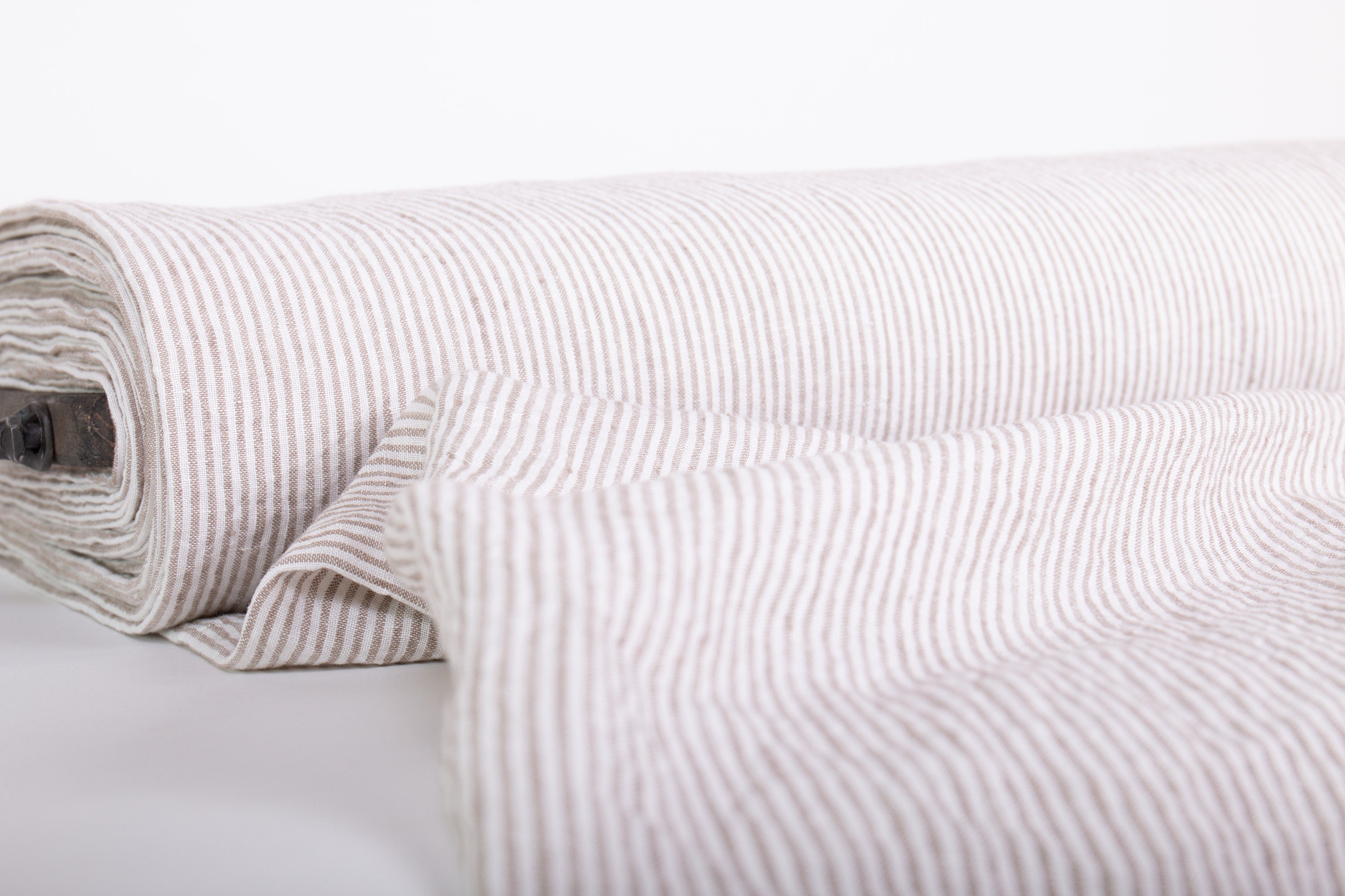 Bright White Self Stripe - Pure Linen 70 Lea – Linen Studio