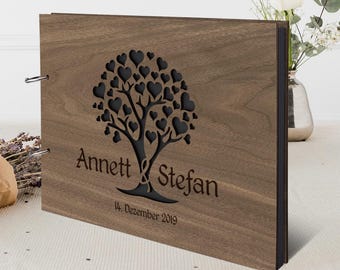 Personalized wedding photo album for you to fill yourself, including 25 sheets of black 300g/m² photo cardstock, your text burned into wood, A4 - Heart Tree