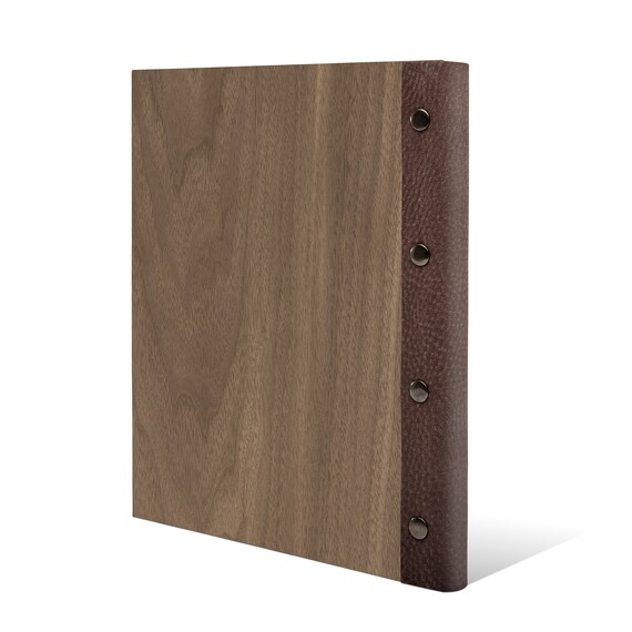Personalisiertes Hochzeits-Gästebuch Aus Echtem Nussbaum-Holz – DIN A4, Mit Lasergravur, 144 Seiten, Made In Germany
