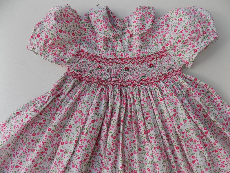 Robe de fleur de fille bébé robe coton liberty rouge vert | Etsy