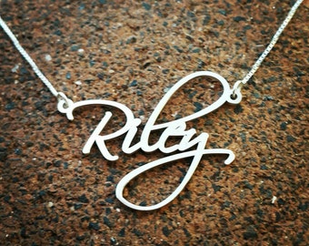 Silver Name Necklace / Personalized Custom made nameplate / Sterling Silver Scriptina Font Name Necklace / Riley Style Necklace Real Silver