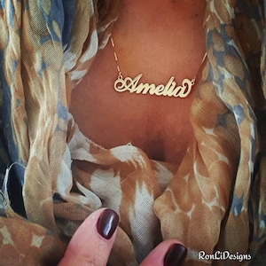 14k Solid Gold Name Necklace: Amelia with Curl Design