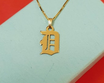 Inicial de letra hebrea en oro macizo de 14k, 24 mm