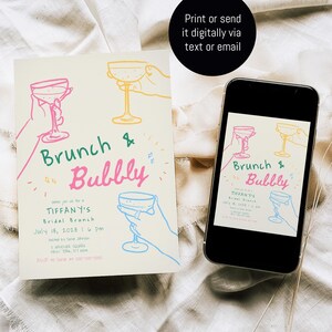 Puede incluir: Una invitación imprimible para un brunch de novia con el texto "Brunch & Bubbly" en letras rosa y verde. La invitación presenta una ilustración dibujada a mano de una copa de champán con un borde rosa y un tallo azul. El texto de la invitación incluye el nombre de la novia, la fecha y la hora del evento, y la ubicación.