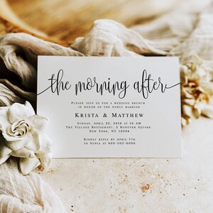 Pode incluir: Um convite branco para um brunch de casamento com caligrafia preta que diz "the morning after". O convite detalha um brunch para Krista & Matthew no domingo, 22 de abril de 2018 &agrave;s 10h00 no The Village Restaurant, 2 Hanover Square, Nova Iorque, NY 10004. O convite solicita uma resposta at&eacute; 7 de abril para Sonia no 000-000-0000.