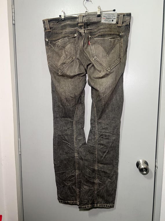 【W28 L34】90s europe levi's engineered Vintage Levi's Engineered Jeans W34 – Rare 90s Twisted Seam