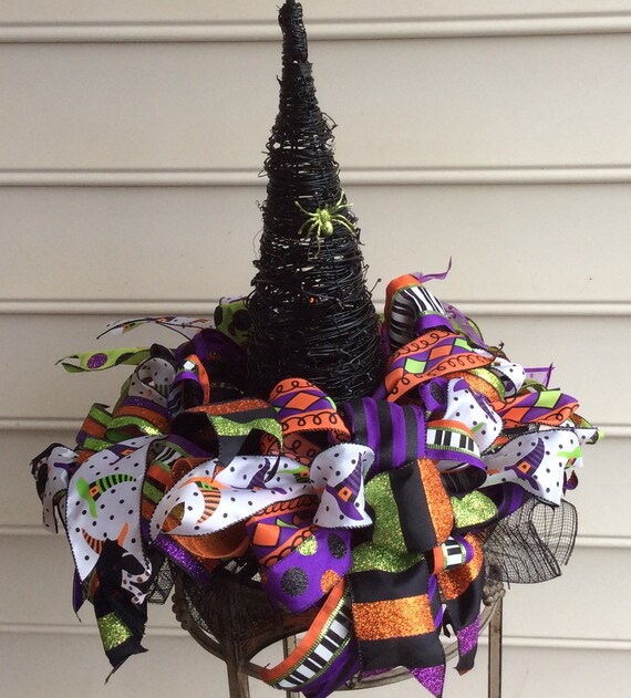 Witch hat grapevine Halloween decorHalloween table center | Etsy