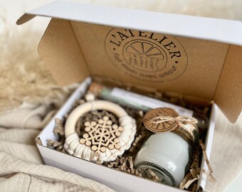 Christmas Gift Box • Nanny / Mistress / Granny / Mother-in-law