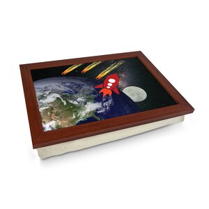 Cartoon Asteroiden Foto Runde Tablett L887 | Personalisiertes Geschenk Gepolstertes Knietablett | Mehrzwecktablett | Laptop Schreibtisch | Handgefertigt in Großbritannien | 2 Größen Bild 5
