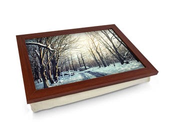 Verschneites Tablett / Rundes Tablett - L0566 Personalisiertes Geschenk | Einzigartiges Geschenk | Gepolstertes Knietablett | Hohe Qualität | Laptop Schreibtisch