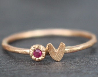 14 k  Gold Ruby Ring heart