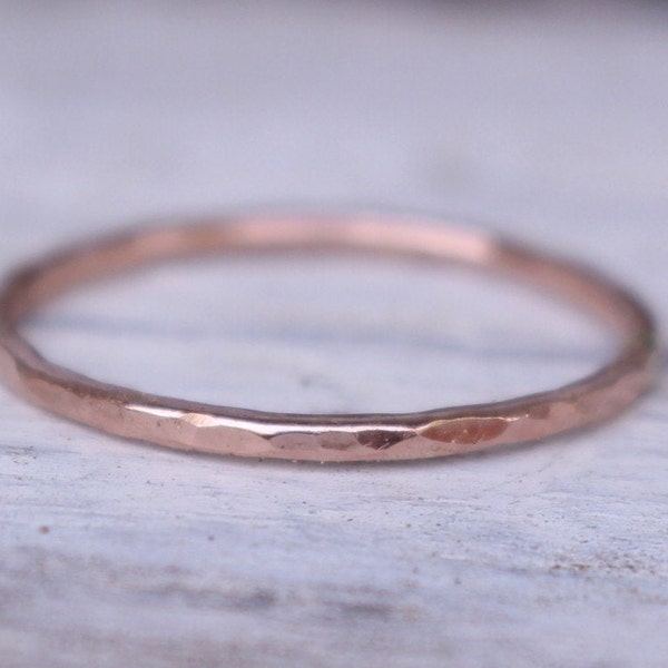 14 K Roségold filled gehämmerter Ring