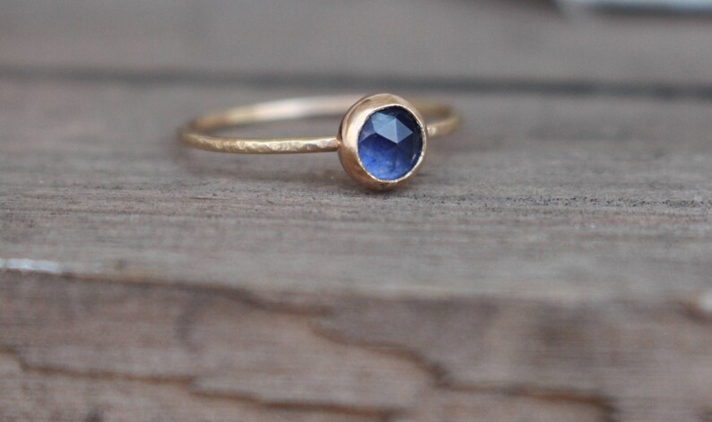 14 k Gold Sapphire Ring image 2