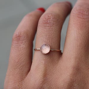 14k Roségoldring mit Rosenquarz image 4