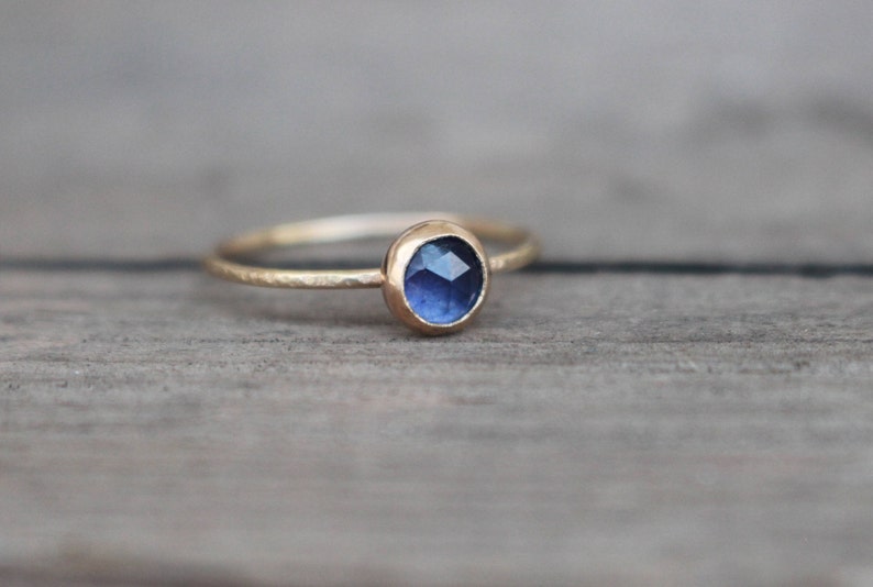 14 k Gold Sapphire Ring image 1