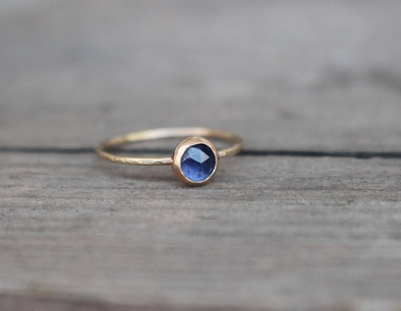 14 k Gold Sapphire Ring image 4