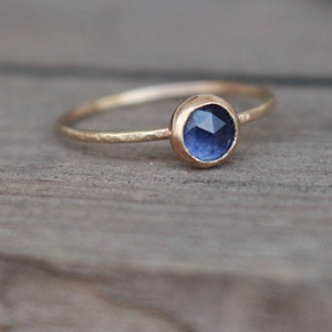 14 k Gold Sapphire Ring image 3