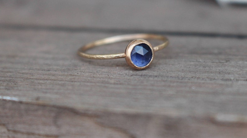 14 k Gold Sapphire Ring image 3