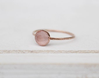 14k Roségoldring mit Rosenquarz