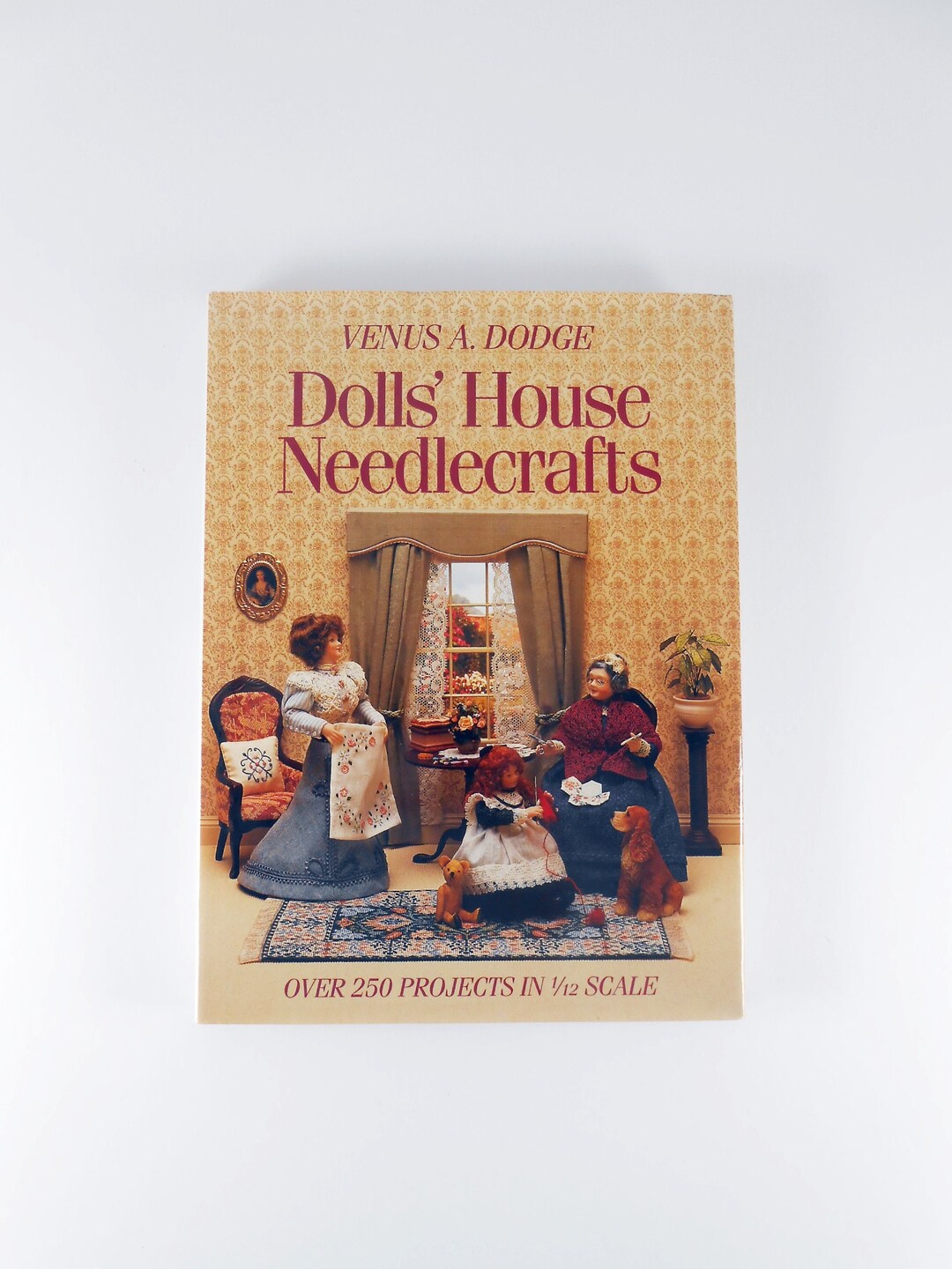 Fiction & Ages 9-12 Intended Audience Books The New Dolls' House