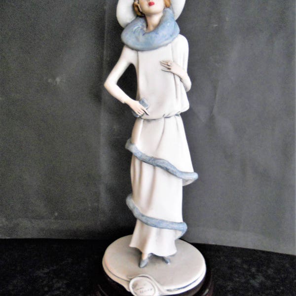 Vittorio Tessaro LARGE Tall Rare size 1920s style Figurine. 32 cm.