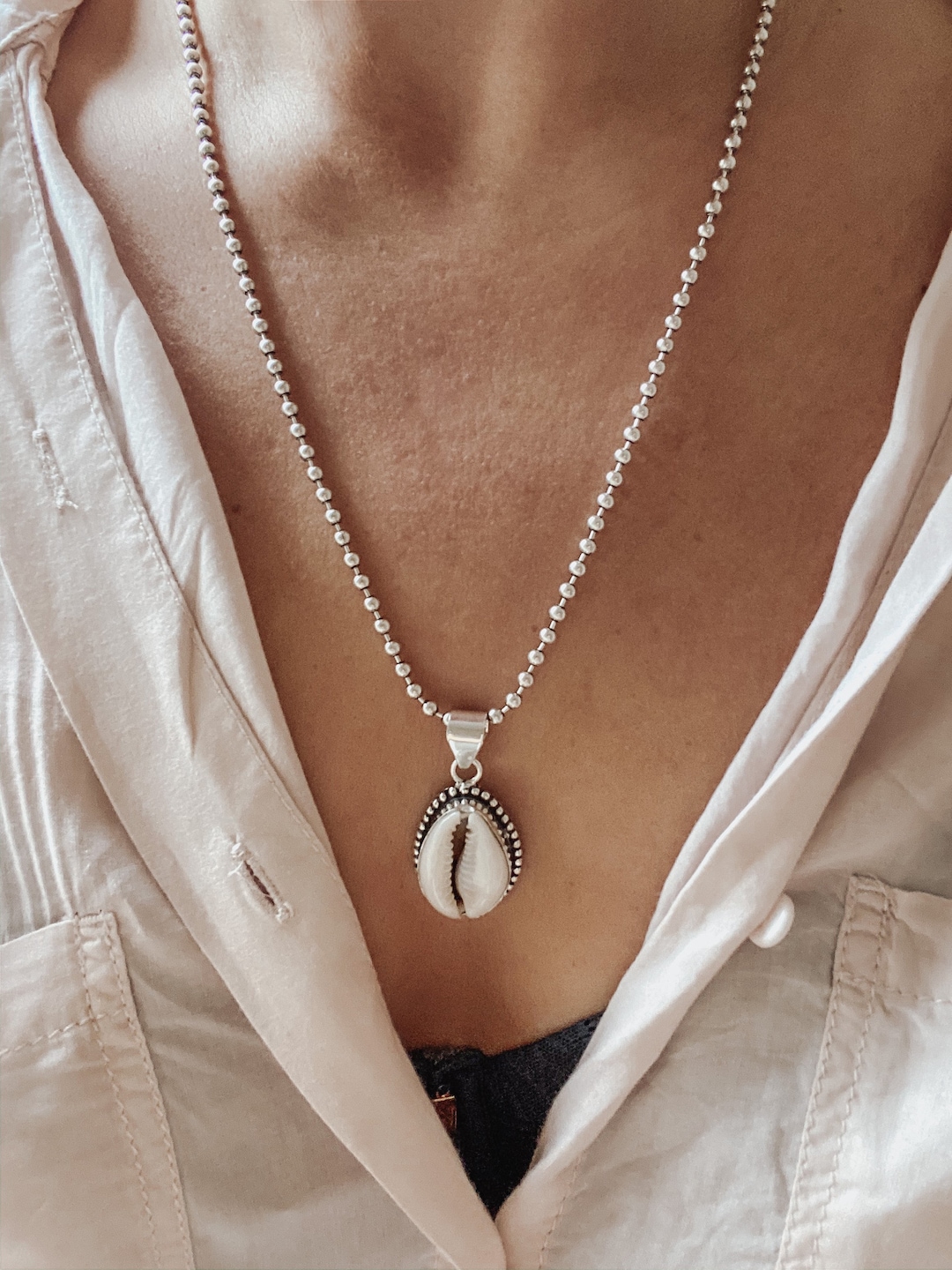 81stgeneration Collana In Argento 925 Con Ciondolo A Conchiglia Ciprea E Cornice Bali – Catena 45 Cm
