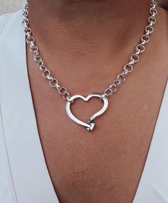Chunky Heart Link Necklace – Silver Plated Statement Chain, Modern Artisan  Heart Pendant, Bold Contemporary Jewellery Gift