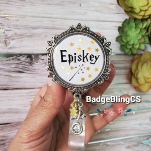 Healing spell badge reel holder clip Triangle pull Owl charm Nurse ID healer preceptor gift nurse circulator surgical tech