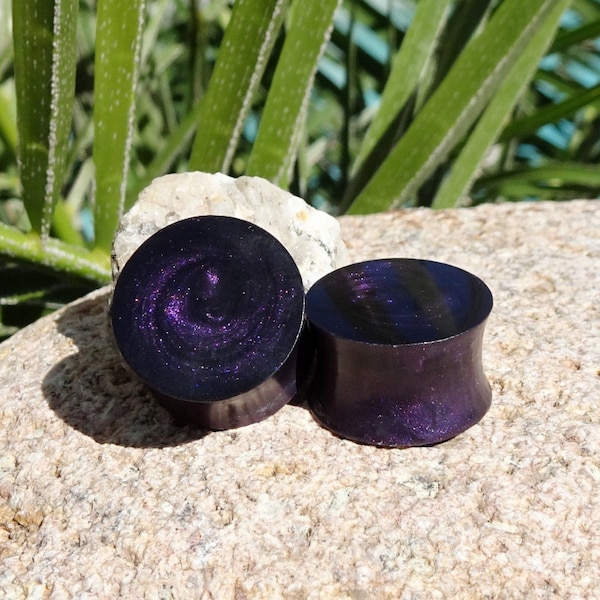 Black and Purple Duochrome Resin Ear Plugs or Tunnels or Teardrops - Black and Purple Duochrome Resin Ear Gauges or Tunnels or Teardrops