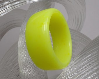 Neon Yellow Resin Ring - Neon Yellow Unisex Resin Wedding Band - Gift For Him Or Her