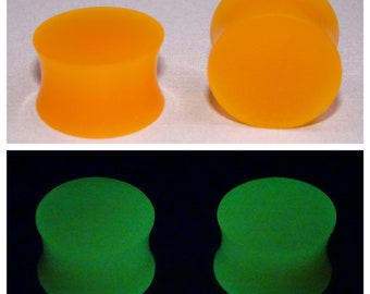 Fluorescent Orange Glow In The Dark Resin Ear Plugs - Orange Glowing Ear Gauges