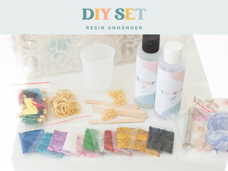 DIY Set Resin Schlüsselanhänger selber machen I 20 Anhänger I Epoxidharz Kit Anfänger I Geschenk für Frauen I Bastelset Erwachsene image 4