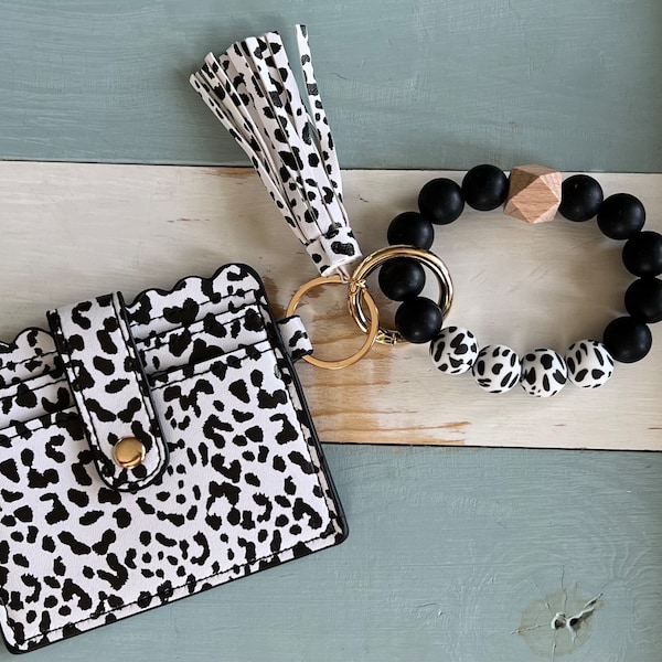 Leopard Print Silicone Bead Wristlet, Keychain with Wallet